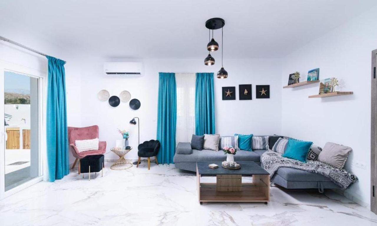 Villa Balux Kalamaki  Esterno foto