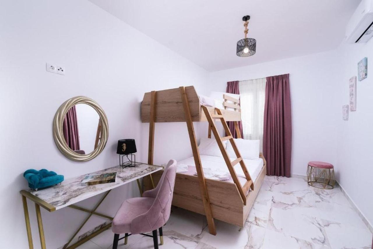 Villa Balux Kalamaki  Esterno foto