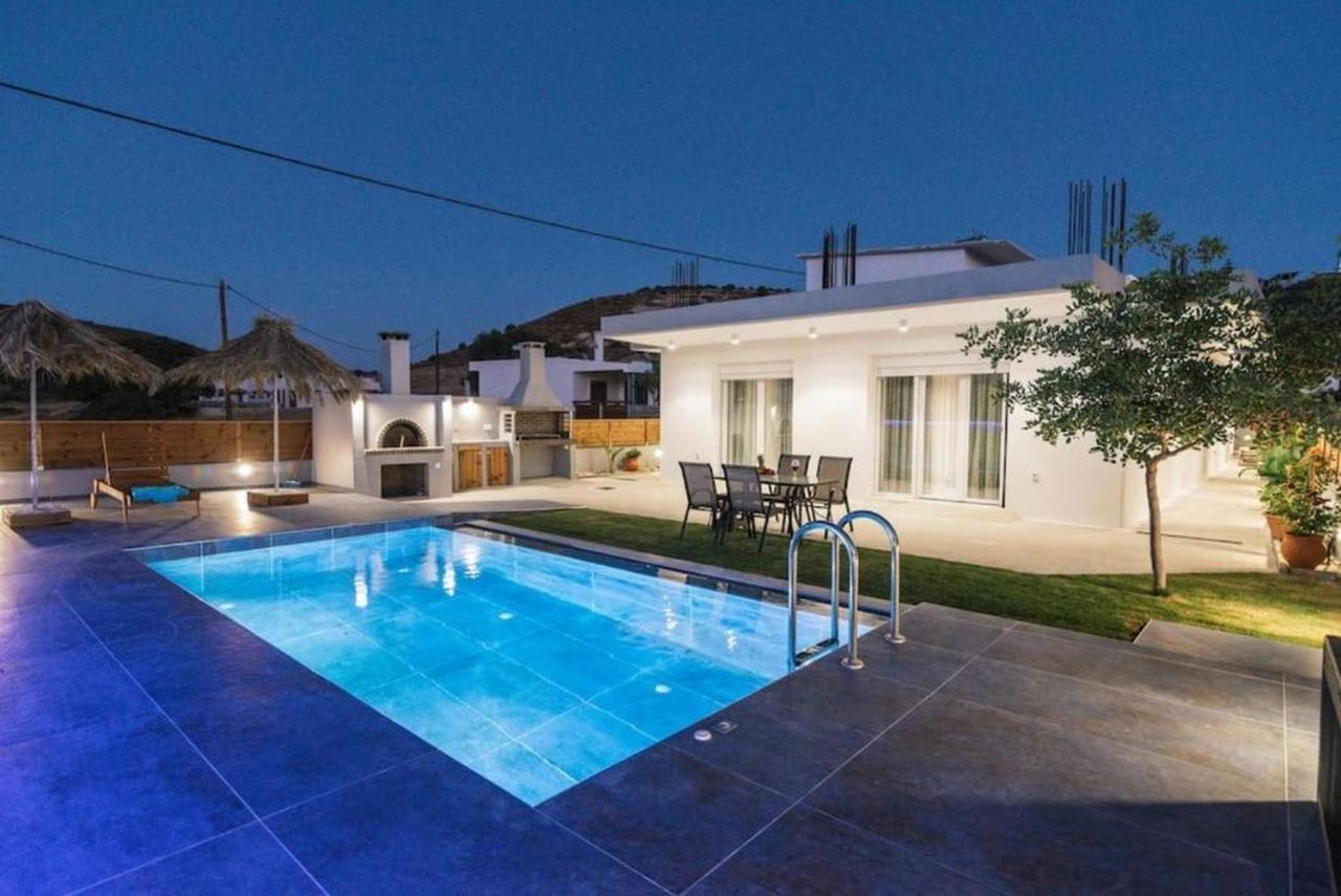 Villa Balux Kalamaki  Esterno foto